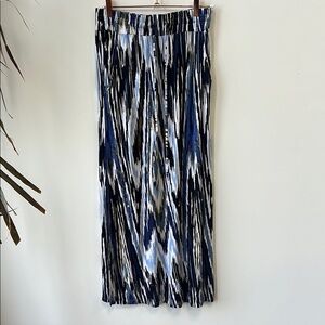 Design History Sz Small Blue and White Maxi Tie Dye Skirt